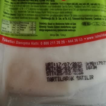 Migros'tan Alınan Peynirin Son Kullanma Tarihiyle Oynanıyor Ve Ürün Bozuk Çıkıyor