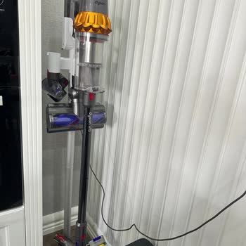 Dyson V15 Süpürge Borusunda Model Bilgisi Eksikliği Ve Müşteri Hizmetleri Sorunu