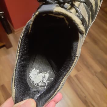Slazenger Ayakkabıda Erken Yıpranma Ve Yetersiz Müşteri Hizmeti Deneyimi