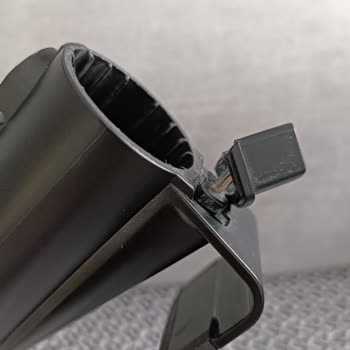 Bosch Dikey Süpürgede Dayanıksız Plastik Ve Yüksek Parça Fiyatları Mağdur Ediyor