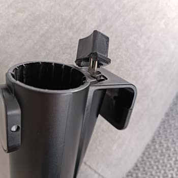 Bosch Dikey Süpürgede Dayanıksız Plastik Ve Yüksek Parça Fiyatları Mağdur Ediyor