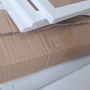 Kırık Çerçeve Ve Yetersiz Paketleme Mağduriyeti