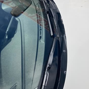 BMW 116D Ön Cam Fitilinde Parçalanma Ve Su Sızdırma Sorunu