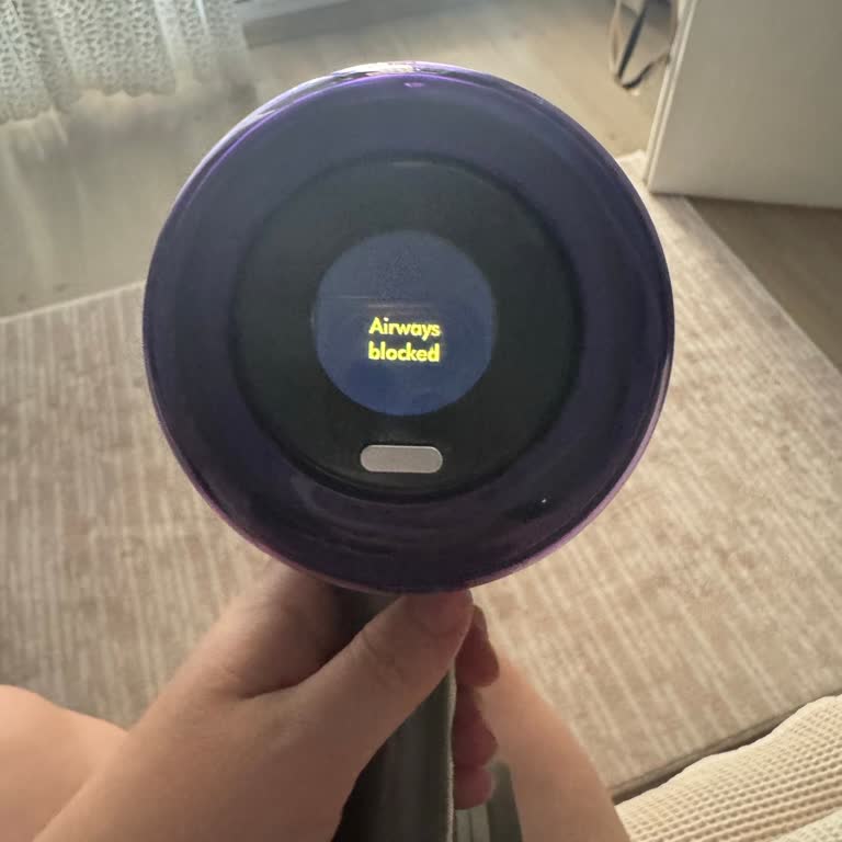 Dyson V12 Detect Slim Süpürgemde Sürekli Hava Akış Yolu Ve Filtre Uyarısı Sorunu