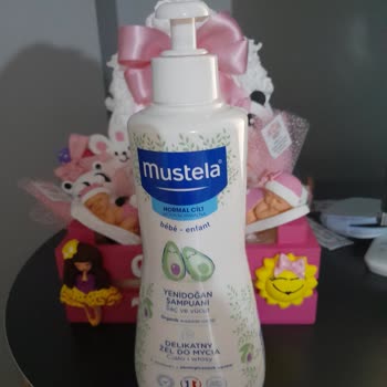 Mustela Neugeborenen-Shampoo und Öl haben die Haut meines Babys gereizt