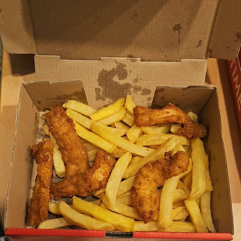 Eksik Ve Kalitesiz Menüye Verilen Yüksek Ücret Düşündürüyor