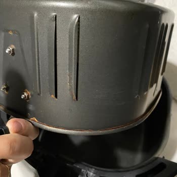 Kumtel Airfryer Paslandı, Müşteri Hizmetleri İlgisiz Kaldı