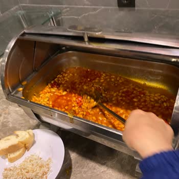 Bozcaada-Ayvalık Turunda Yaşanan Organizasyon Ve Rehber Sorunları