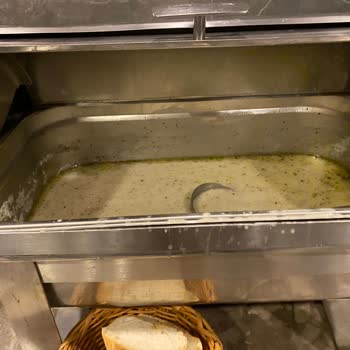 Bozcaada-Ayvalık Turunda Yaşanan Organizasyon Ve Rehber Sorunları