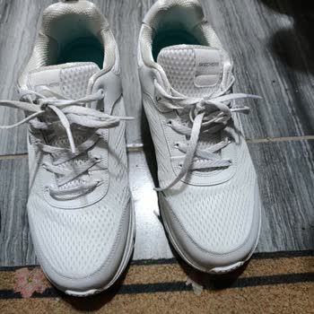 Skechers Ayakkabı Topukta Ağrı Ve Yara Yaptı