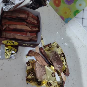 Aldığım Mini Magnum Dondurmalar Bozuk Çıktı Mağduriyet Yaşadım