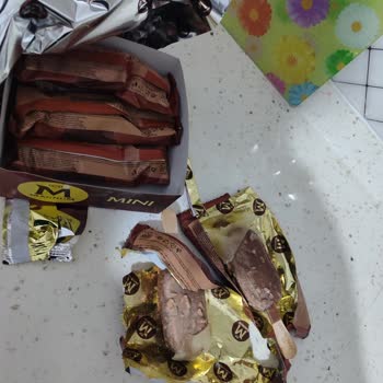 Aldığım Mini Magnum Dondurmalar Bozuk Çıktı Mağduriyet Yaşadım