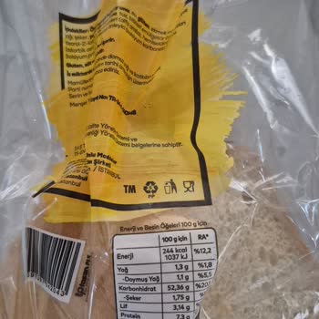 Migros'tan Aldığım Tost Ekmeğinde Küf Şoku