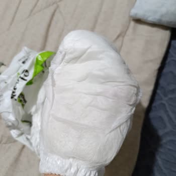 Sleepy 6 Numara Bebek Bezinden Islak Ve Sıvı Dolu Bez Çıkması Şaşkınlığı