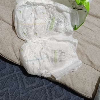 Sleepy 6 Numara Bebek Bezinden Islak Ve Sıvı Dolu Bez Çıkması Şaşkınlığı