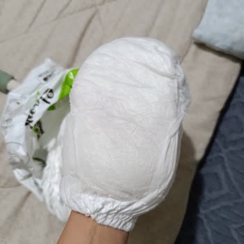 Sleepy 6 Numara Bebek Bezinden Islak Ve Sıvı Dolu Bez Çıkması Şaşkınlığı