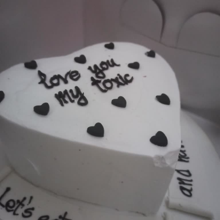 Özel Gün Pastasında Büyük Hayal Kırıklığı Yaşadım