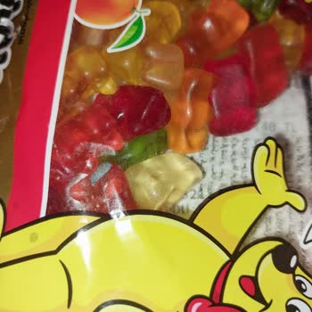 Paketlenmiş Şekerin İçinde Yabancı Cisim Çıkması Ve Çocuk Sağlığının Tehlikeye Atılması