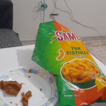 A101 Samba Cips İçinden Ne Olduğu Belirsiz Maddeler Çıktı