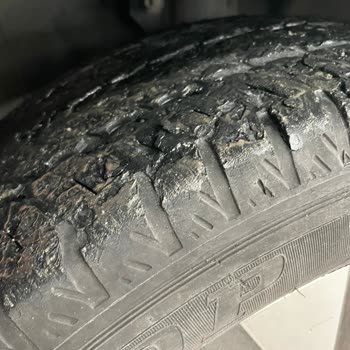 Garantili Aracımın Lastik Sorunu Aylardır Çözülmüyor