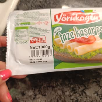 Son Kullanma Tarihi Geçmemiş Kaşar Peynirinde Küf Şoku