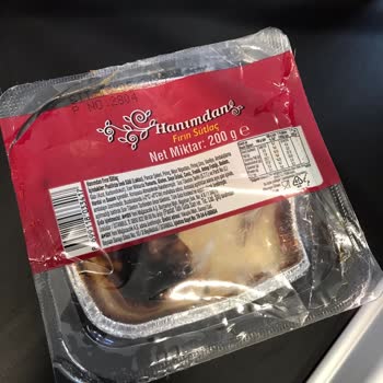 Aldığım Sütlaçtan Böcek Çıktı, Markadan Çözüm Bekliyorum