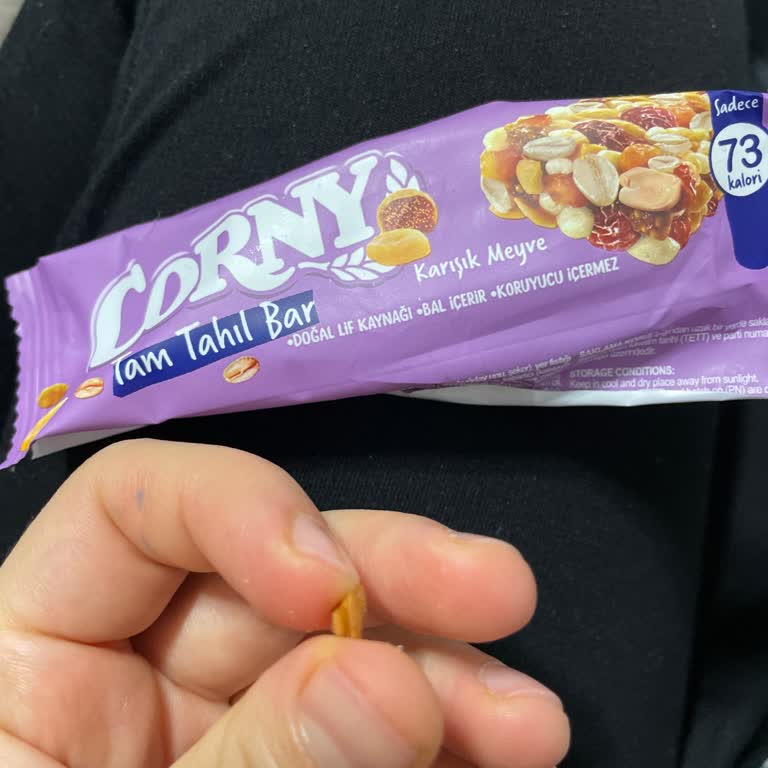 Aldığım Üründen Sert Cisim Çıktı, Dişim Kırıldı