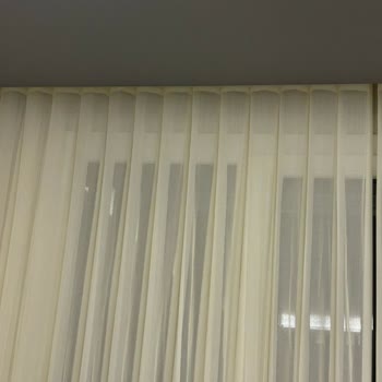 Kısa Sürede Sararan Perdeler Ve Yetersiz Müşteri Desteği