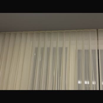 Kısa Sürede Sararan Perdeler Ve Yetersiz Müşteri Desteği