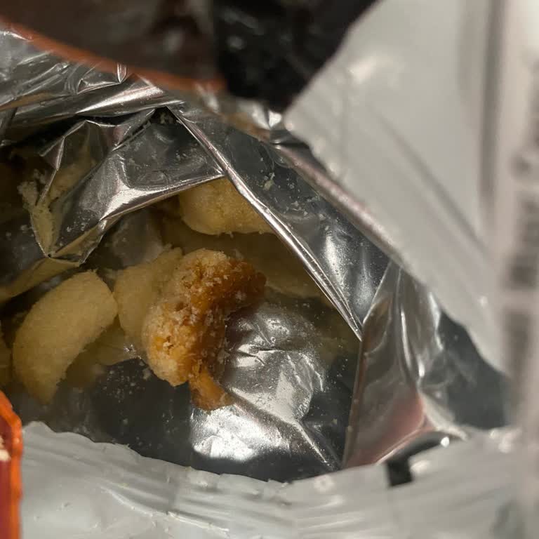 Çerezza Cips Paketinden Farklı Bir Madde Çıkması