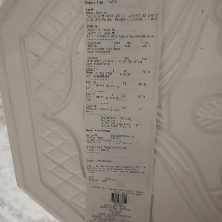 Decathlon Güvenlik Personelinin Saygısız Tavrı Ailemizi Rahatsız Etti