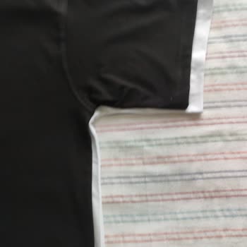 Konfuse Shop Aldığım Ürünlerde Beden Ve Kalıp Farkı İle Cilt Sorunu Yaşadım