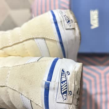 Vans Ayakkabının Kısa Sürede Tabanı Çöktü, Mağazadan Destek Alamadım