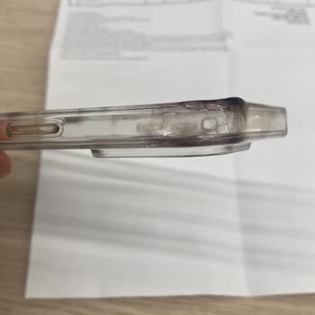 Apple MagSafe Kılıf Karardı, Garanti Çözüm Sunmadı Pişman Olduk