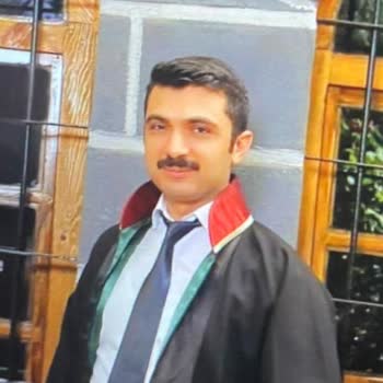 Bilinmeyen Numaradan Kendini Avukat Olarak Tanıtan Kişi Hakkında Şikayet