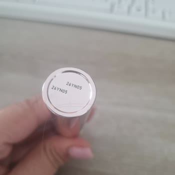 Gratis İndirimli Rimel Kuru Ve Son Kullanma Tarihi Yok