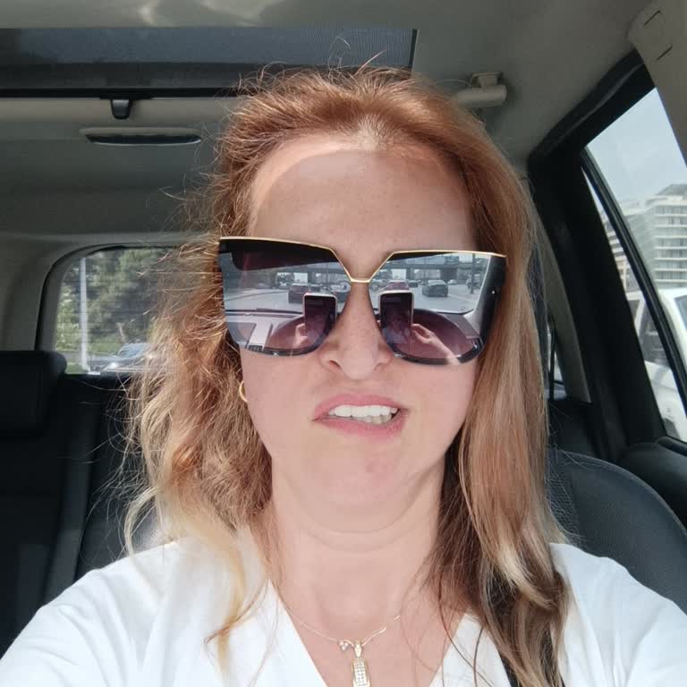 Radikal Klinik Yüzümde Güzelleşmek Şöyle Dursun Ağzım Yamulmaya Başladı