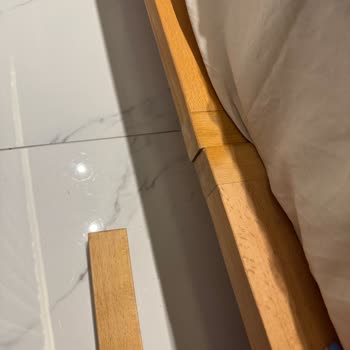 Beymen'den Alınan Yatak Kısa Sürede Kırıldı, Çözüm Sunulmadı