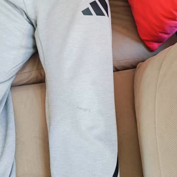 Adidas Eşofman Altında Hızlı Aşınma Ve Yetersiz Müşteri Hizmeti