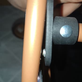 Bebek Arabası Arızalı Çıktı, Servis Ve İletişim Yok