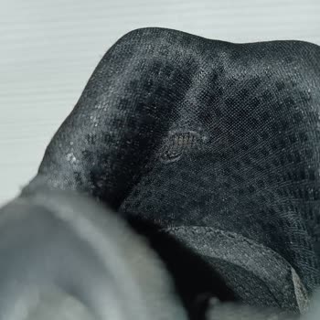 Skechers UNO Court Ayakkabıda Kısa Sürede Yırtılma Ve Olumsuz Değişim Deneyimi