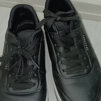 Skechers UNO Court Ayakkabıda Kısa Sürede Yırtılma Ve Olumsuz Değişim Deneyimi