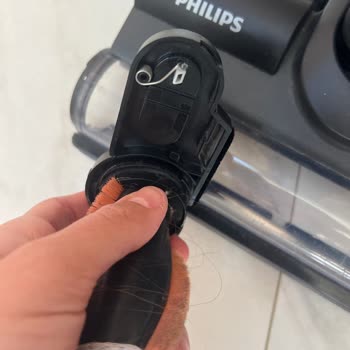 Yetkili Servis Eksikliği Nedeniyle Elektrikli Süpürge Sorunuma Çözüm Bulamıyorum