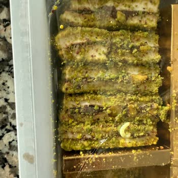 Aldığım Lokumun İçinden Kurt Çıktı, Sağlığımız Tehlikede