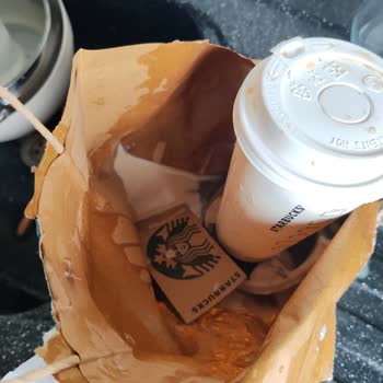 Kahve Siparişim Döküldü, Müşteri Hizmetlerinden Destek Alamıyorum