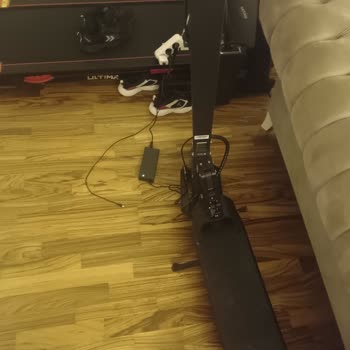 Hifree G1 Scooter Cihaz Bomba Gibi Evde Patladı