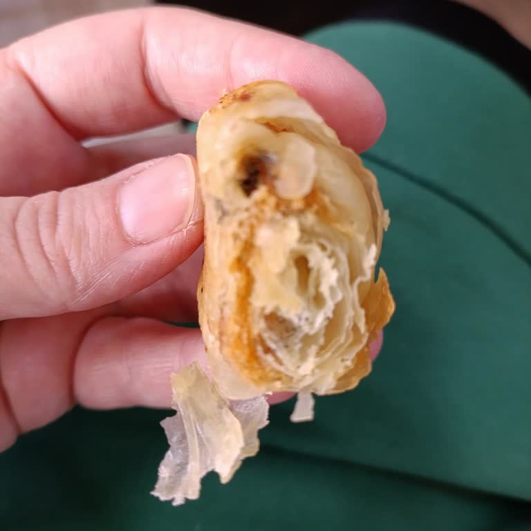 Satın Aldığım Böreğin Küflü Çıkması Ve Sağlık Endişesi