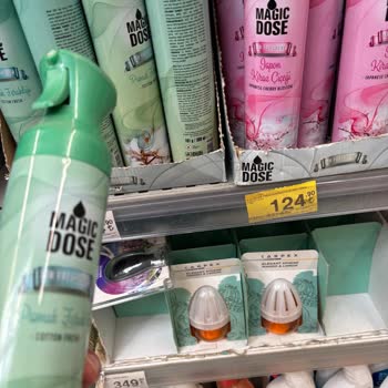 Carrefour'da Tarihi Geçmiş Ve Bozuk Oda Spreyleri Satılıyor