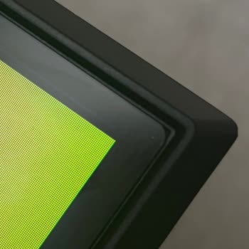 Kusurlu Samsung Monitör İçin Değişim Veya Tek Seferde İade Talebi