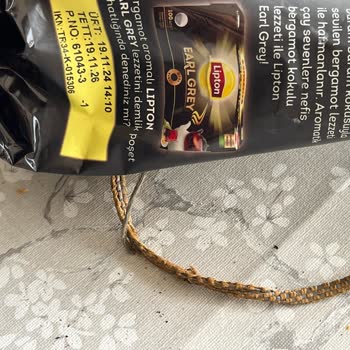 Lipton Çay Paketinden Yabancı Madde Çıkması Ve İlgisiz Müşteri Hizmeti